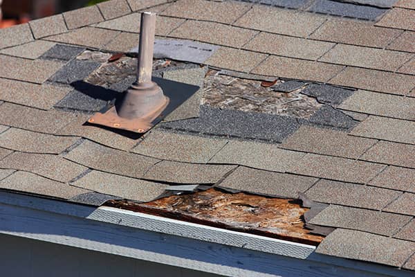 Overflowing Gutters: How They Can Affect Your Roof and What to Do About It